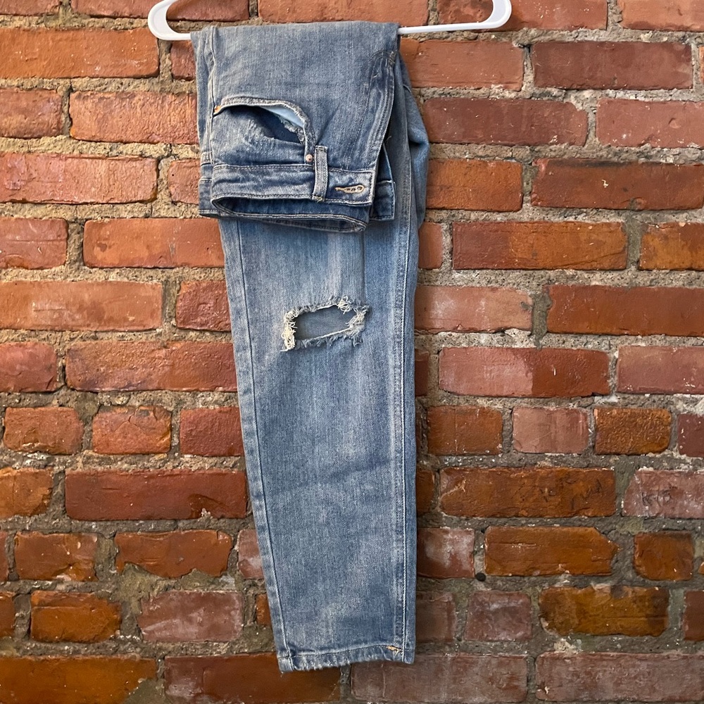 Distressed wild fable boyfriend jeans NWOT